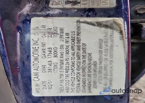 2001 Chevrolet Tracker z USA, uszkodzony, nr VIN 2CNBE13C016936808